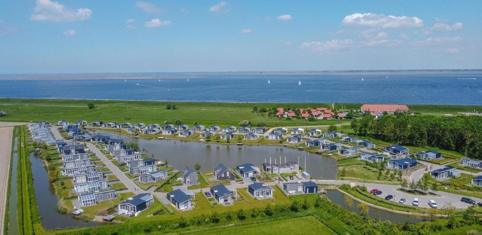 Vakantiehuis Waterresort Oosterschelde - Huisnr. 28 *